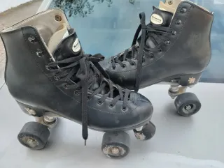 Patines Clásicos Negros Años 70