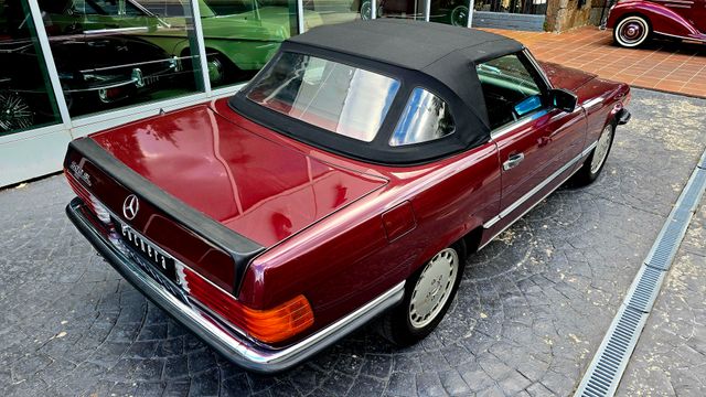 Mercedes-Benz  500SL R107  1986 Unidad Excepcional