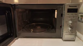 Microondas Panasonic Plateado 43 cm