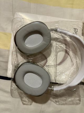 Auriculares P9 Plata y Blanco Nuevos