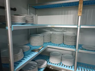 Estantería Polietileno y Aluminio