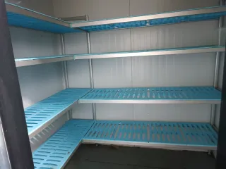 Estantería Polietileno y Aluminio