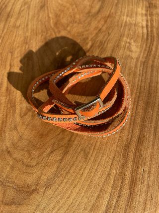 Bracciale in cuoio arancio con brillanti