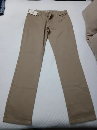Pantalón chino ÁLVARO MORENO Talla 42.
