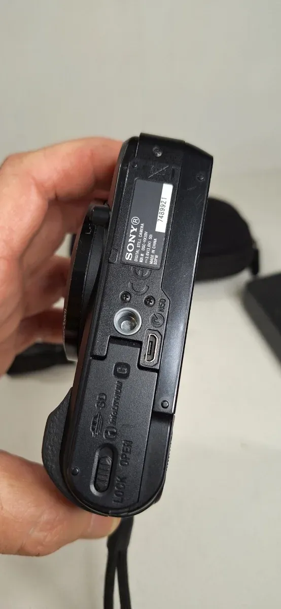 Sony Cyber-shot DSC-HX20V Cámara Digital