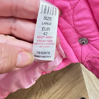 Chaqueta Fucsia Neón Corazones