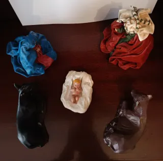 Belén figuras escayola y tela pintadas a mano.