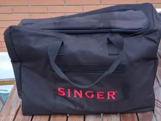 Máquina de coser SINGER con motor