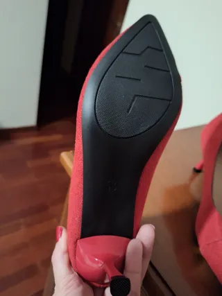 Zapatos rojos/granate de tacón