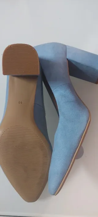 Zapatos de tacón azul para mujer