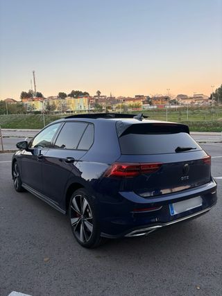 VW GOLF 8 GTE 245