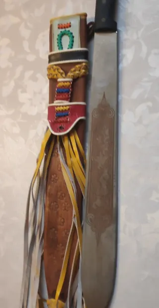 Funda de cuero y machete Amazonas