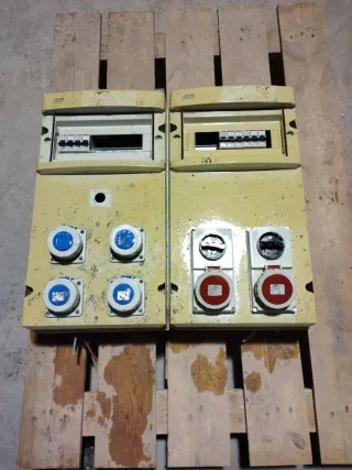 Cuadro Eléctrico con Tomas