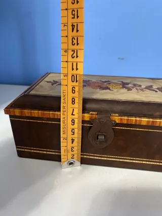 Scatola in latta stile Sorrentino