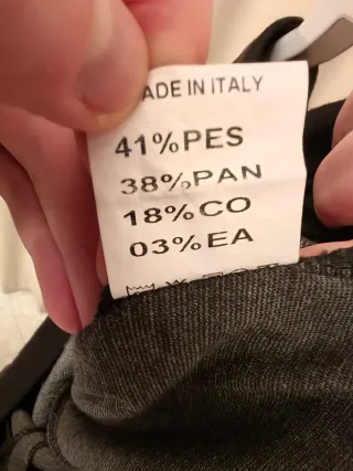 Abito Manuela Riva lana grigio nero con cardigan