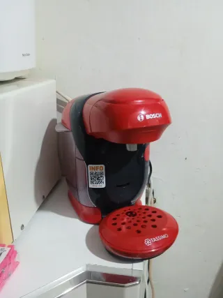 Cafetera Bosch Tassimo Roja