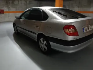 Toyota Avensis 2001