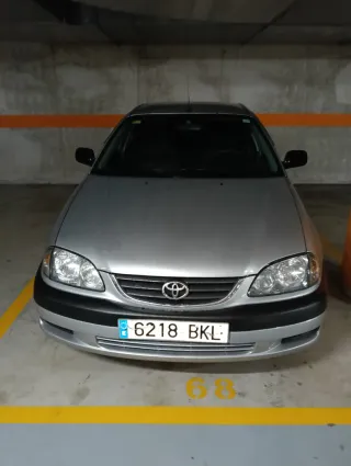 Toyota Avensis 2001