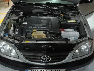 Toyota Avensis 2001