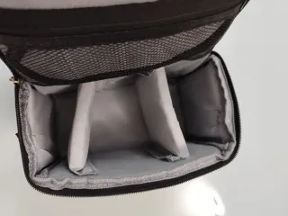 Borsa custodia grigia per fotocamera