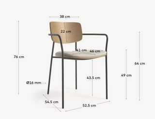 Silla apilable Maureen de chapa de roble acabado