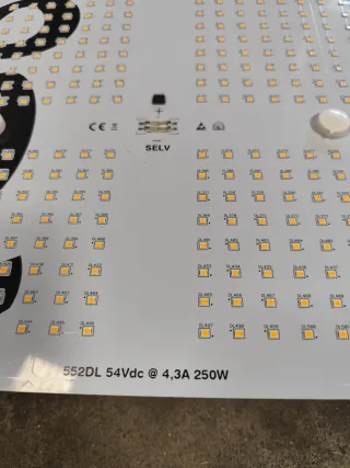 Luz LED Cultivo 250W