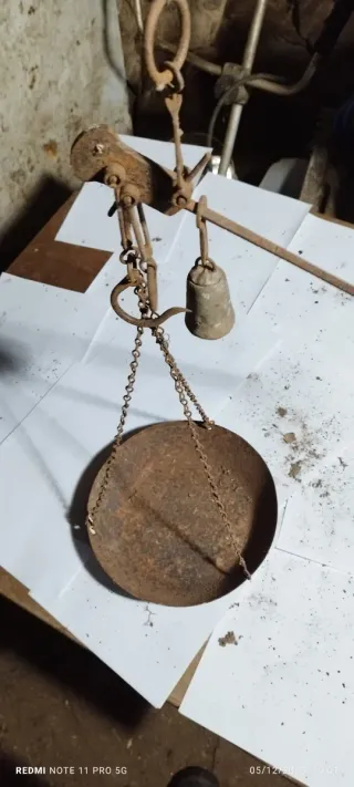 Báscula Romana Antigua