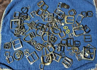 Lote piezas metálicas para manualidades cada 24 5€