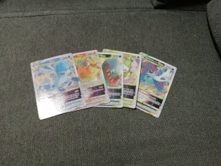 270 Cartas Pokémon V y VMAX