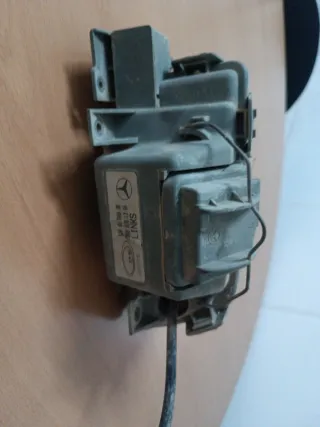 Mercedes W140 antiniebla izquierdo