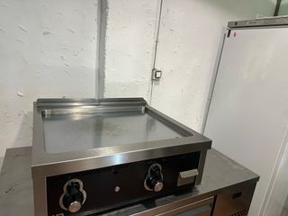 Plancha industrial HR de gas cromo duro