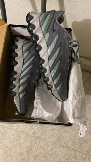 Nike AIR Max Dn8 Zapatillas Grises y Turquesa