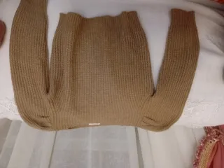 Maglione BAMBINA marrone con fili dorati