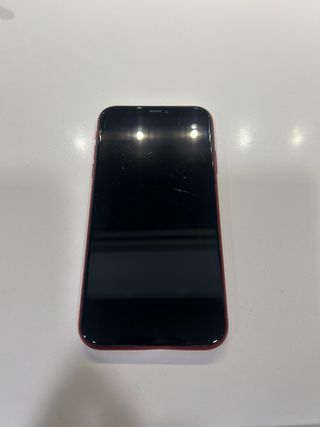 iPhone 11 Rosso Rotto