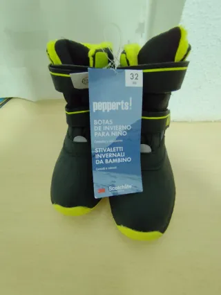 Botas nuevas sin estrenar de nieve infantiles negr