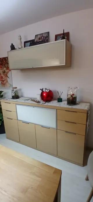 Bufet comedor madera y cristal