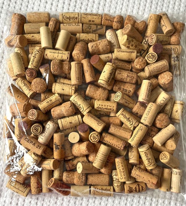 Lote 100 Rolhas de Vinho Naturais