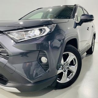 TOYOTA Rav4 2.5l 220H Luxury