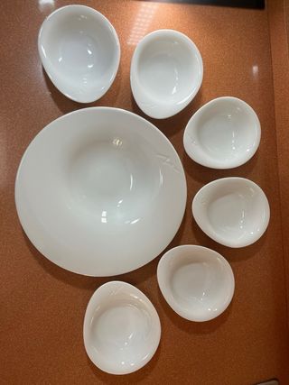 Fuente y bols de porcelana blanca