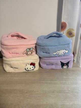Beauty case peluche Sanrio kawaii regalo make up