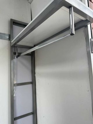 PERCHERO COLGADOR HANGER CON ESTANTE