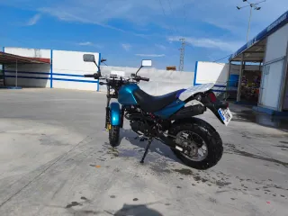 Hyosung Karrion 125cc Moto