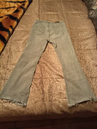 Pantalón elástico verde oliva