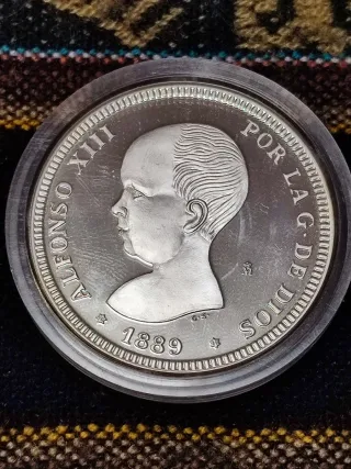 Dos monedas de Plata para Pablo