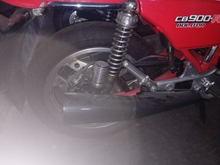 Honda CB900 F2 Roja y Blanca 1982