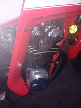 Honda CB900 F2 Roja y Blanca 1982