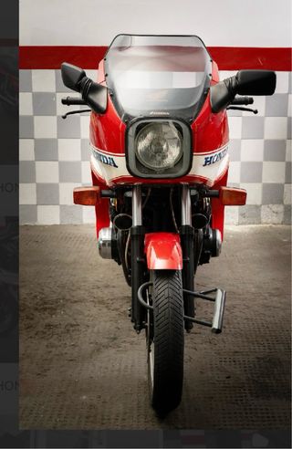 Honda CB900 F2 Roja y Blanca 1982