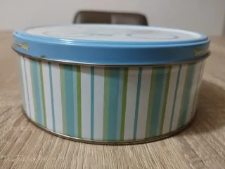 Cajita metálica decorada bicicleta flores