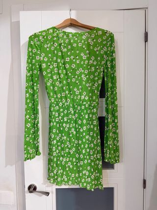 Vestido Pull&Bear floral verde sin estrenar