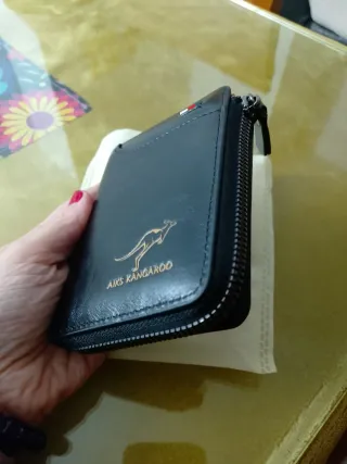 Cartera de piel Aiks Kangaroo negra